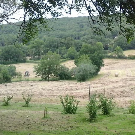 Les Trois Prunelles Saint-Pierre-Toirac Exterior foto