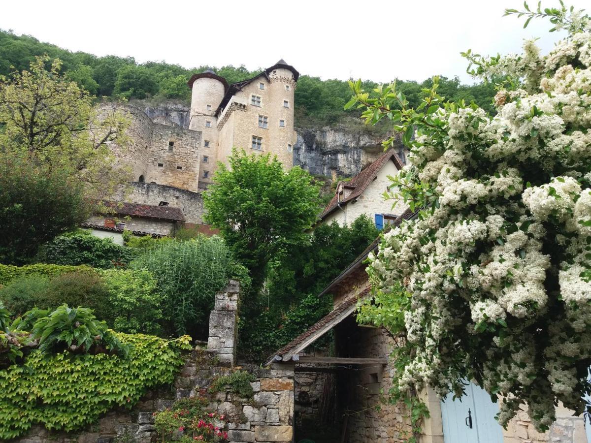Les Trois Prunelles Bed & Breakfast